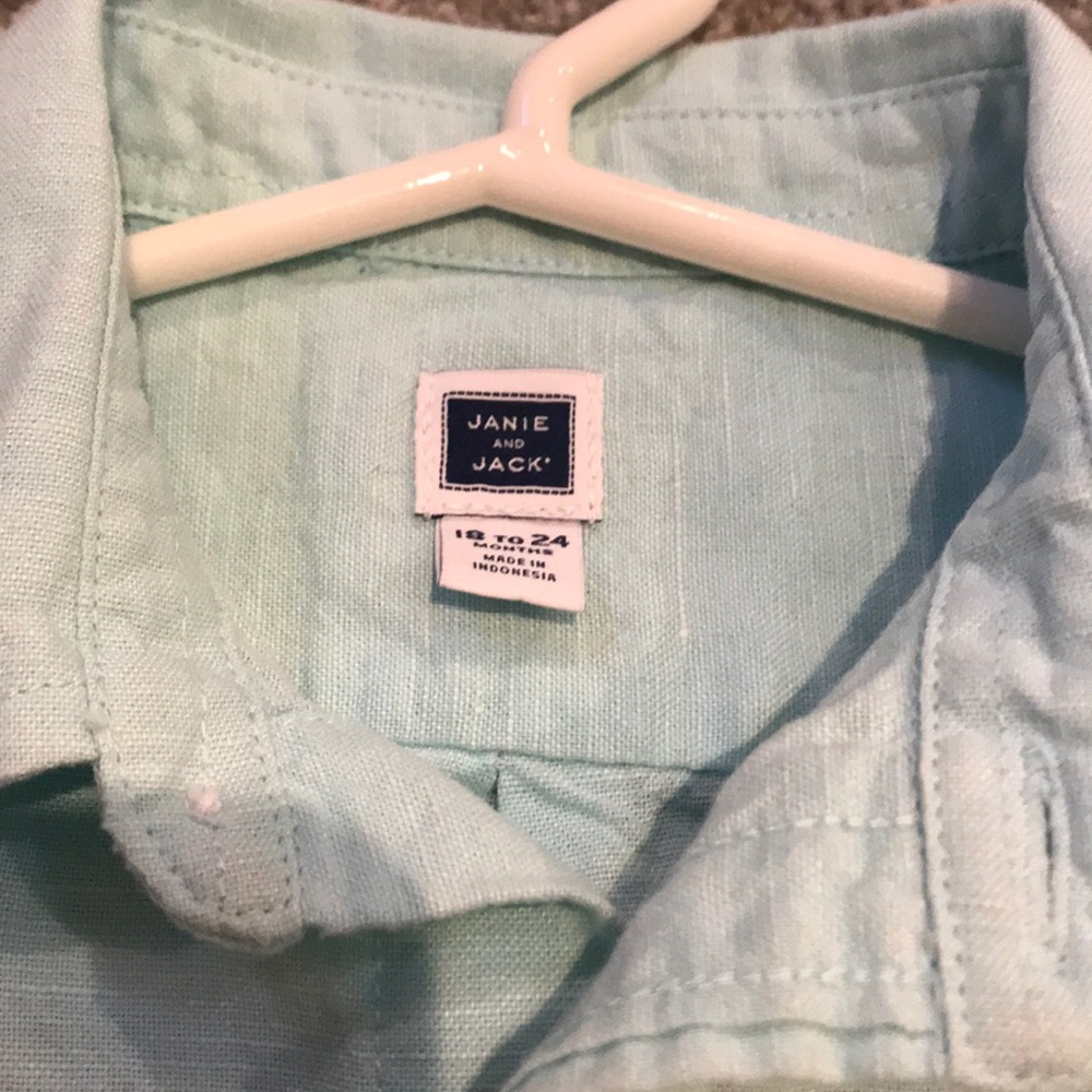 Toddler button up- long sleeve - Picture 4 of 4